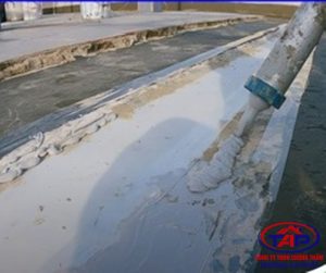 Trám keo Sikaflex vào khe co giãn và mạch ngừng bê tông chống thấm