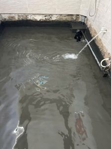 Ngâm thử nước sau khi phủ chống thấm