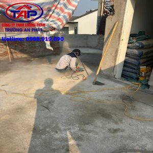 Mài sàn bê tông tạo bề mặt đạt chuẩn trước khi chống thấm